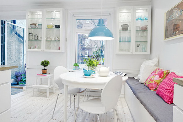 Bright and Cozy Swedish Apartment Displaying Charming Decors