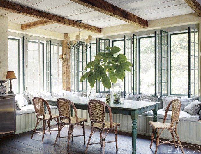 Amazing Rustic Farmhouse Dining Tables 1