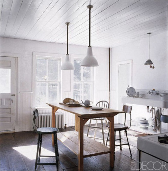Amazing Rustic Farmhouse Dining Tables 4