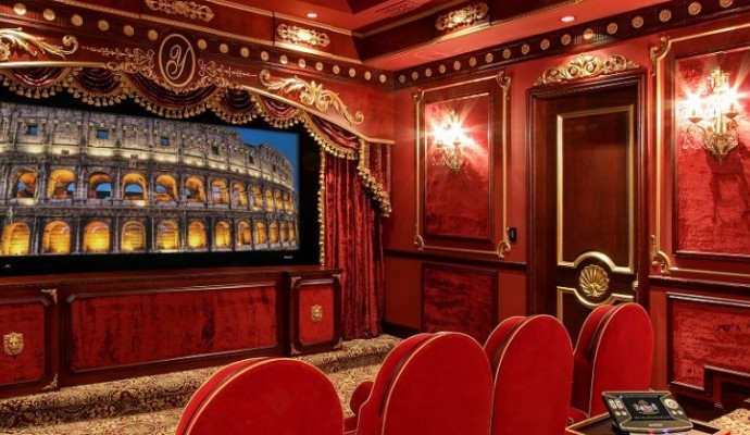 Top-10-Must-Have-Amenities-for-a-Dream-House-home-theater